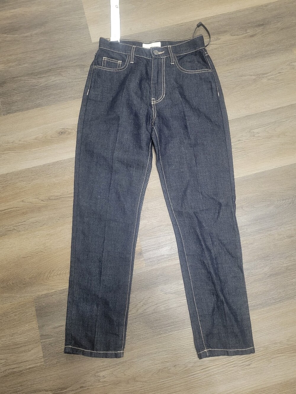 Current/Elliott Vintage Cropped Slim Jeans in Denuded color, size 24.